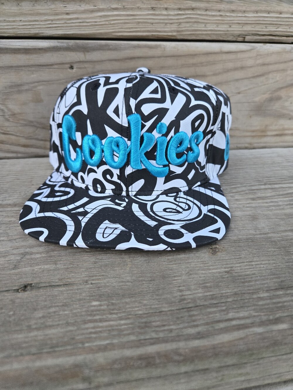Brand New!! NWOT Cookies Brand Black & White Snapback Hat W/ Blue Embroidery